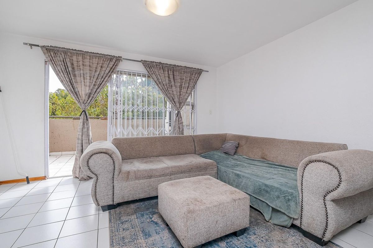 Modern Elegance in the Heart of Bryanston - Photo 3