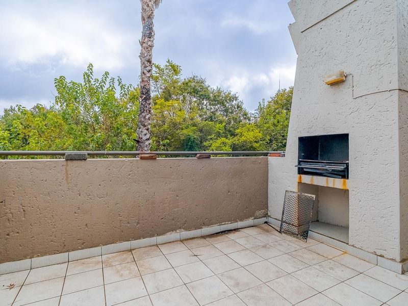 Modern Elegance in the Heart of Bryanston - Photo 10