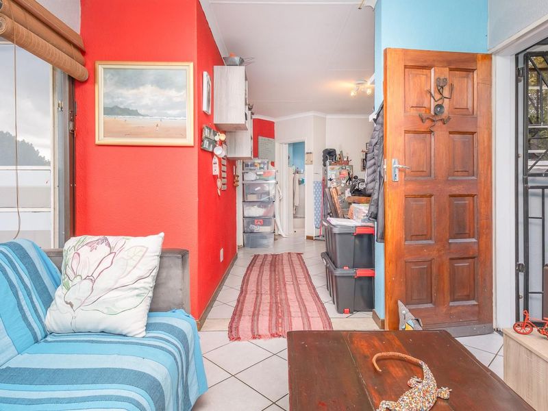 Secure First Floor 2Bed 1Bath Apartment  For Sale- Boskruin - Photo 2