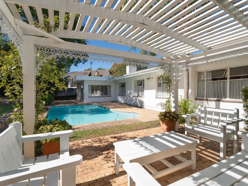 RARE 9-BEDROOM GEM IN ONDER-PAPEGAAIBERG - Photo 4