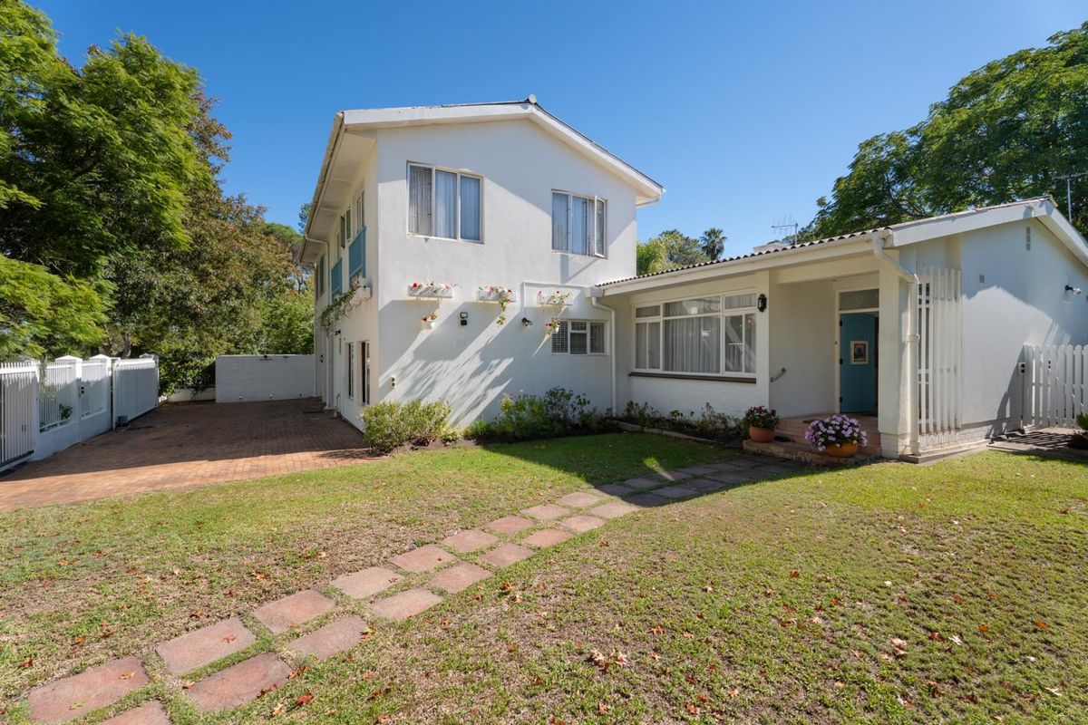 RARE 9-BEDROOM GEM IN ONDER-PAPEGAAIBERG - Photo 5
