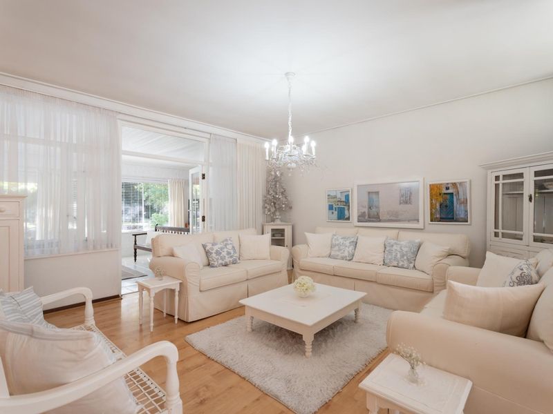 RARE 9-BEDROOM GEM IN ONDER-PAPEGAAIBERG - Photo 10
