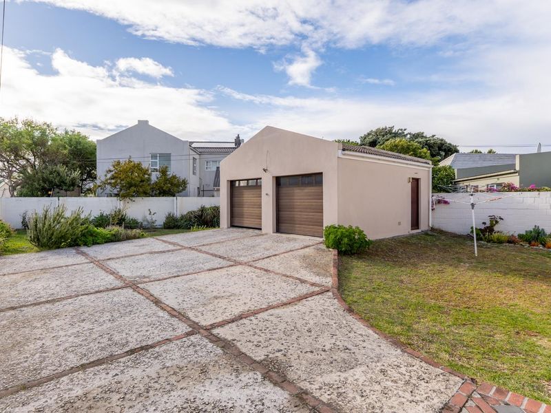 Well-located North-Facing Home with exceptional potential in Westcliff - Photo 6