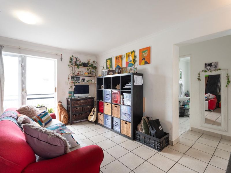 Stunning 2-bedroom apartment in the ever popular Aroma Sands complex in Vredekloof East, Brackenfell - Photo 4