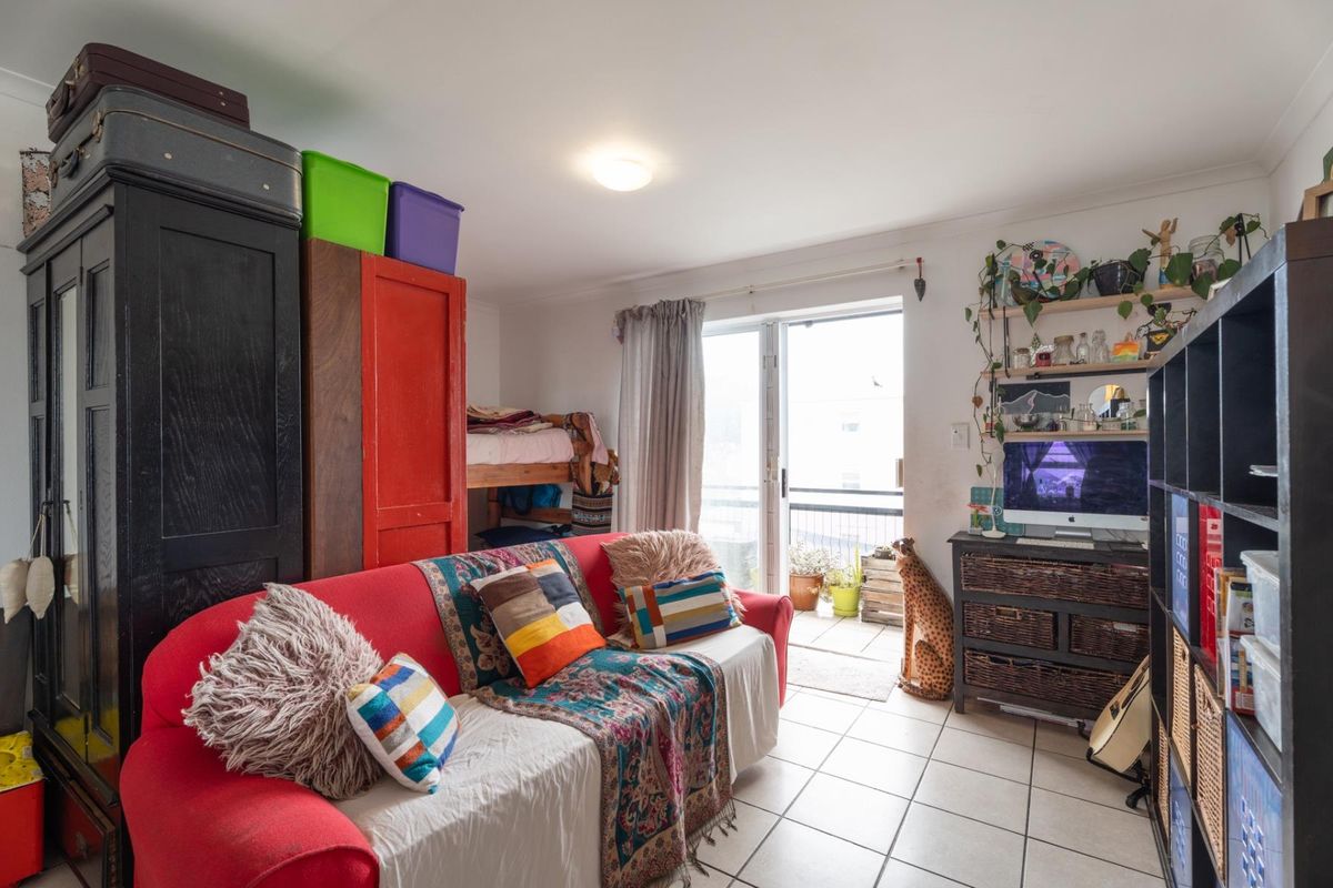 Stunning 2-bedroom apartment in the ever popular Aroma Sands complex in Vredekloof East, Brackenfell - Photo 5