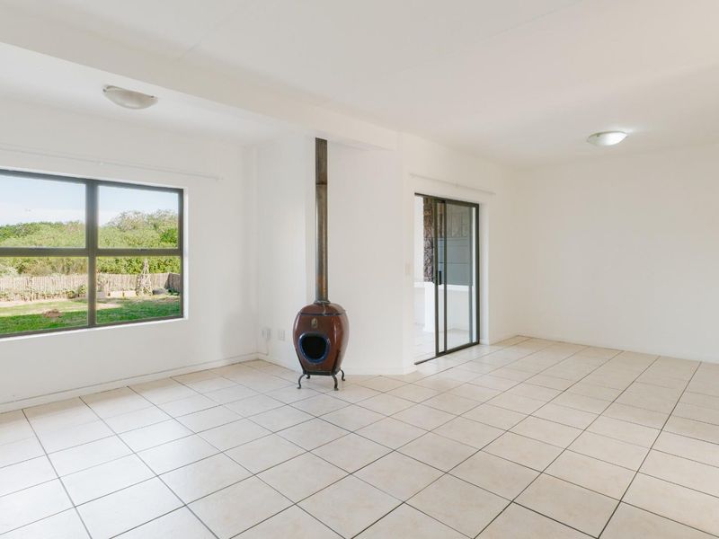 4 Bedroom Townhouse to Rent | Langebaan Country Estate | Prime Location - Photo 7