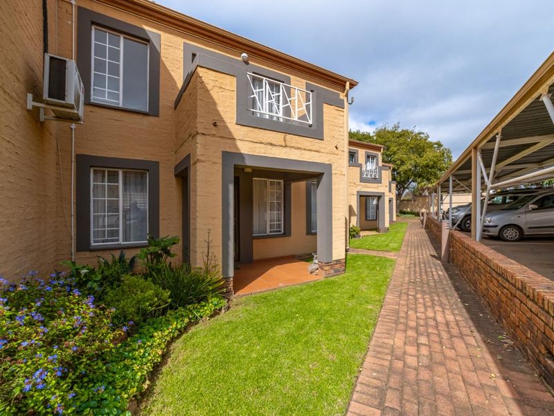 Immaculate Ground-Floor Gem with Modern Finishes, Top Security and Effortless Living - Photo 5