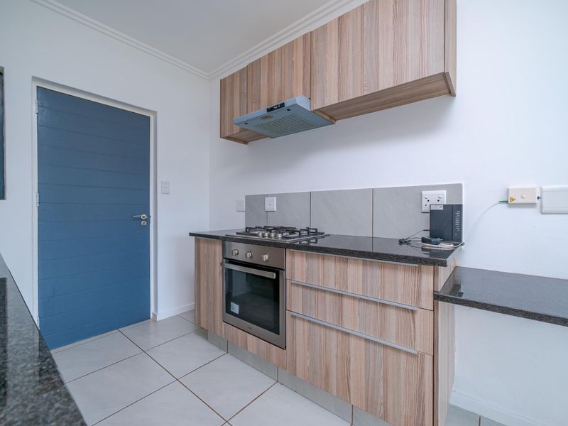 Ground Floor Apartment in River Estate, Lonehill - Smart Buying, Simple Living - Photo 8