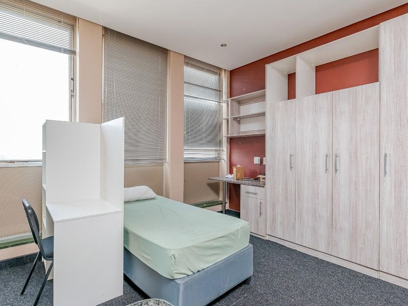 Student Living in the Heart of Braamfontein For Sale - Photo 9