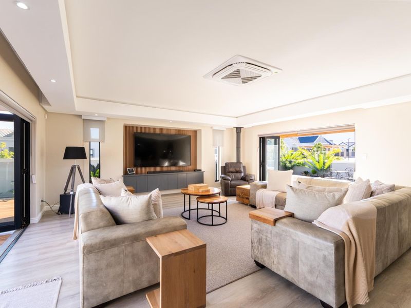 The Crown Jewel of Altona Village: A Masterpiece of Intelligent Luxury - Photo 6
