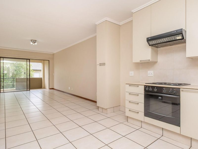 Charming Two Bed Apartment in a Secure Estate For Rent - Photo 1