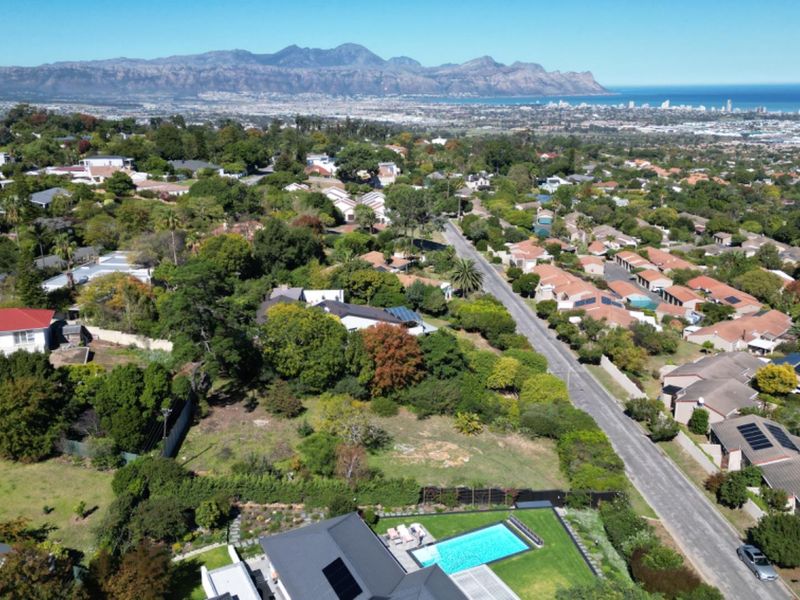 PRIME 1477m2 VACANT LAND IN PRESTIGIOUS HELENA HEIGHTS - Photo 8