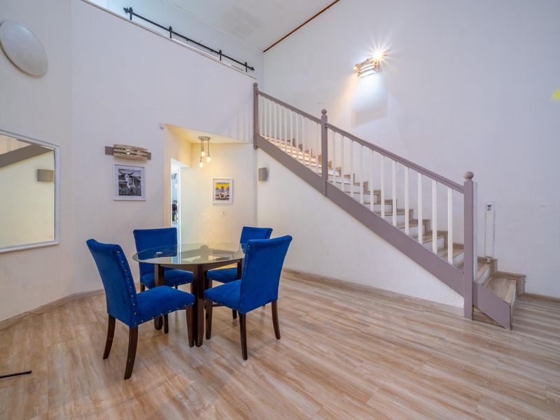 Well-Located 3-Bedroom Townhouse with Garden in Secure Bryanston Complex - Photo 7