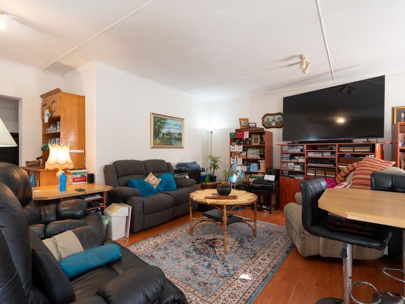 Ideal Investment Property! - Photo 7