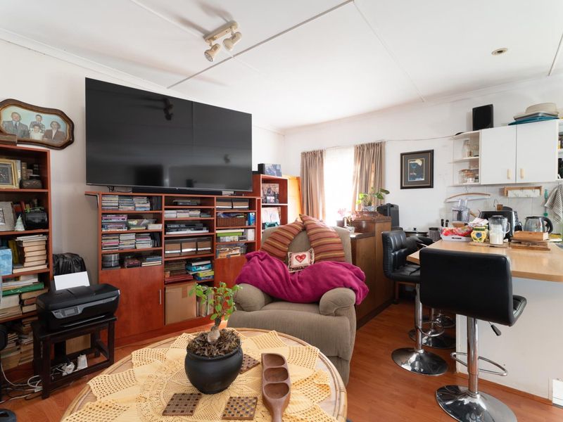 Ideal Investment Property! - Photo 6