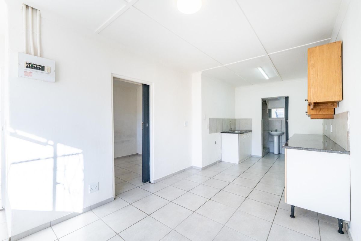 Dual-Apartment Investment Opportunity with Excellent Income Potential - Photo 5