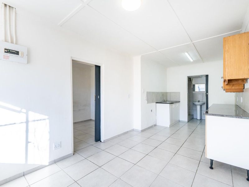 Dual-Apartment Investment Opportunity with Excellent Income Potential - Photo 5
