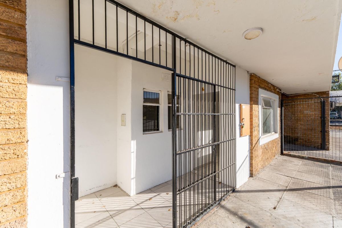 Dual-Apartment Investment Opportunity with Excellent Income Potential - Photo 4