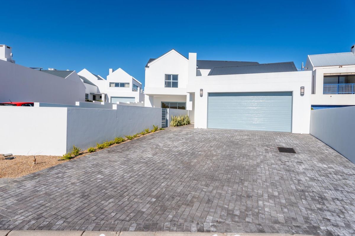 Modern North-Facing Living in Sought-After Blue Lagoon - Photo 2