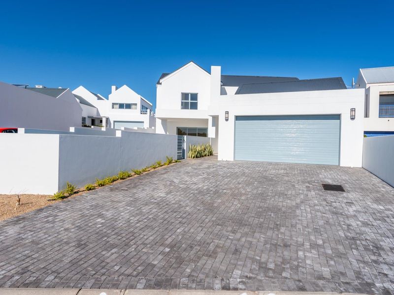 Modern North-Facing Living in Sought-After Blue Lagoon - Photo 2