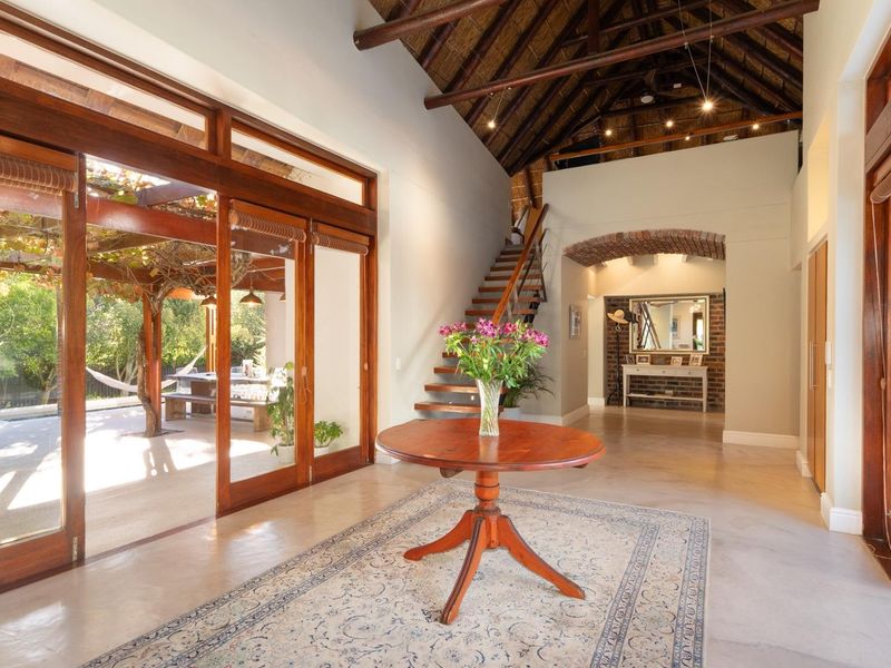 Exceptional 5-Bedroom Family Home, Pearl Valley Golf and Country Estate, Paarl - Photo 2