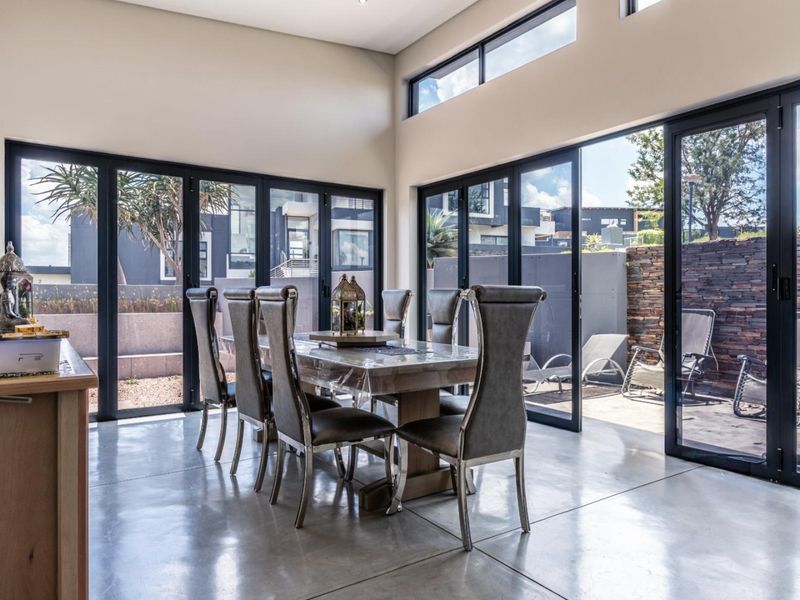 A Rare Corner Stand Gem Single Storey Living Done Right - Photo 9