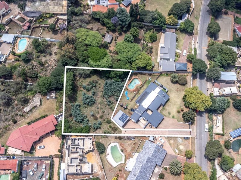 Contemporary Comfort and Style in the Heart of Northcliff - Photo 10