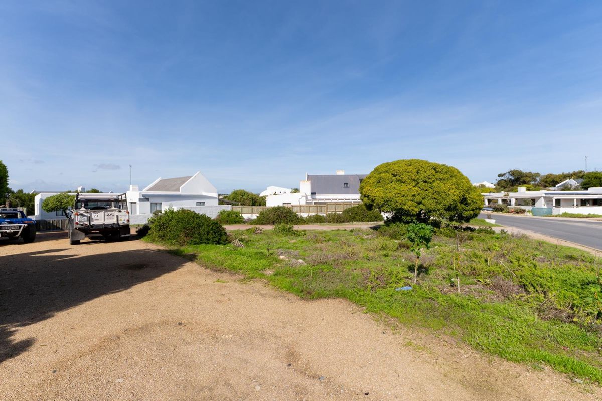 Prime Vacant Stand In Fishermans Village - Photo 2
