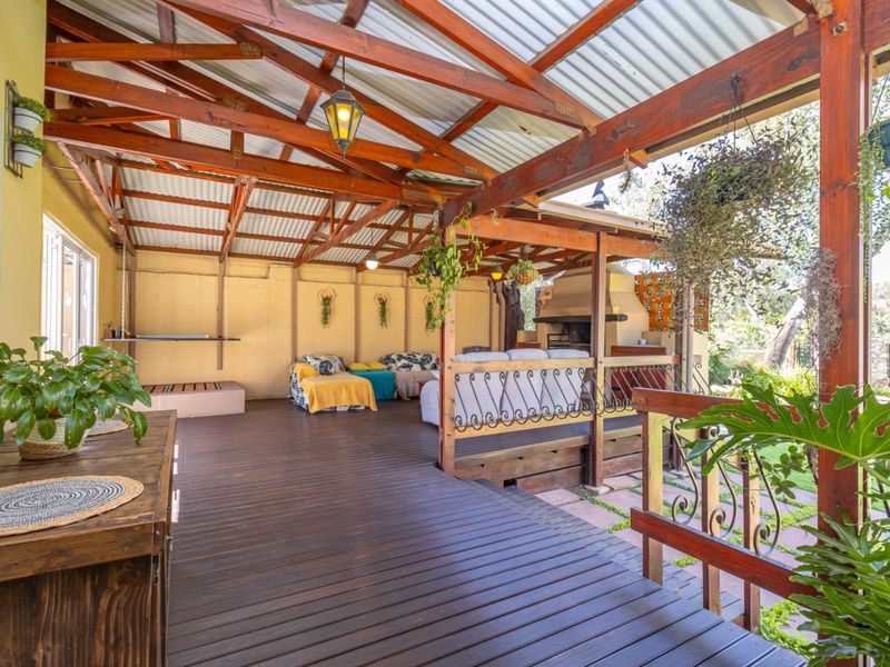 Luxurious Family Living in the Heart of Heidelberg Central. - Photo 1