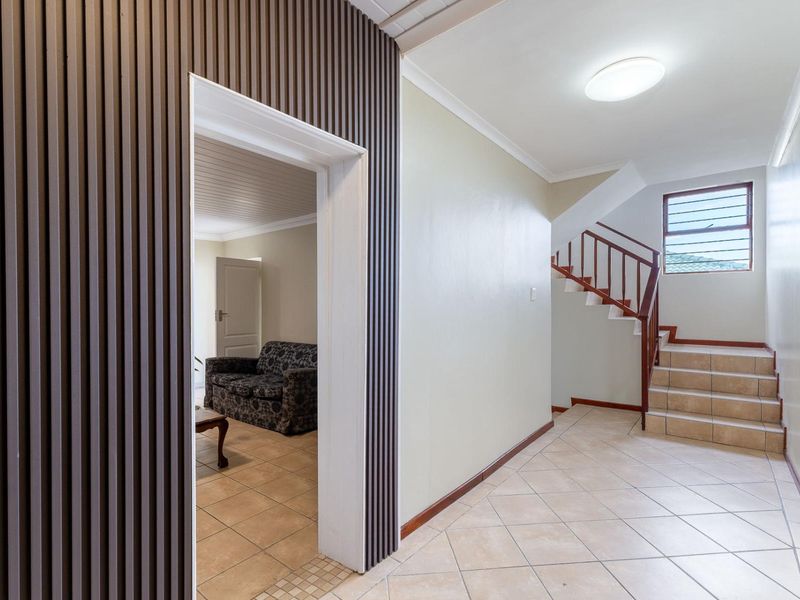 4 INCOME PRODUCING UNITS - Photo 9