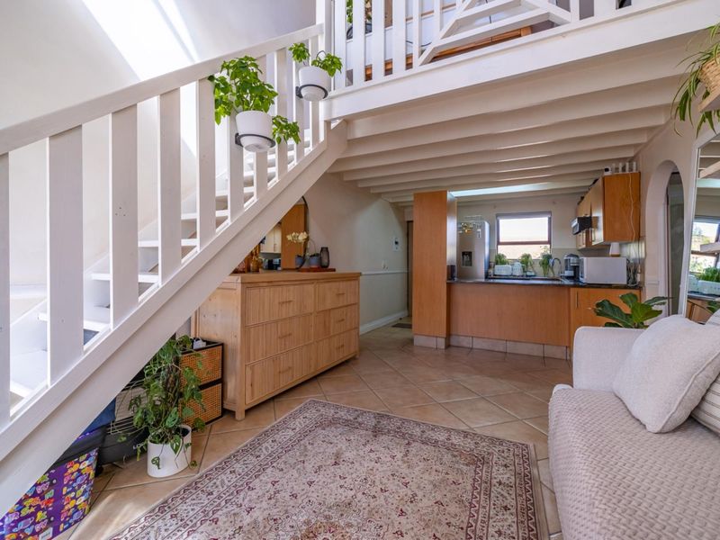 One Bedroom loft Retreat - Photo 3