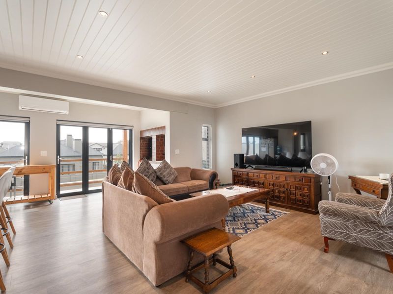 3 Bedroom Duplex Townhouse in Kleine Parys Estate 2 - Photo 3