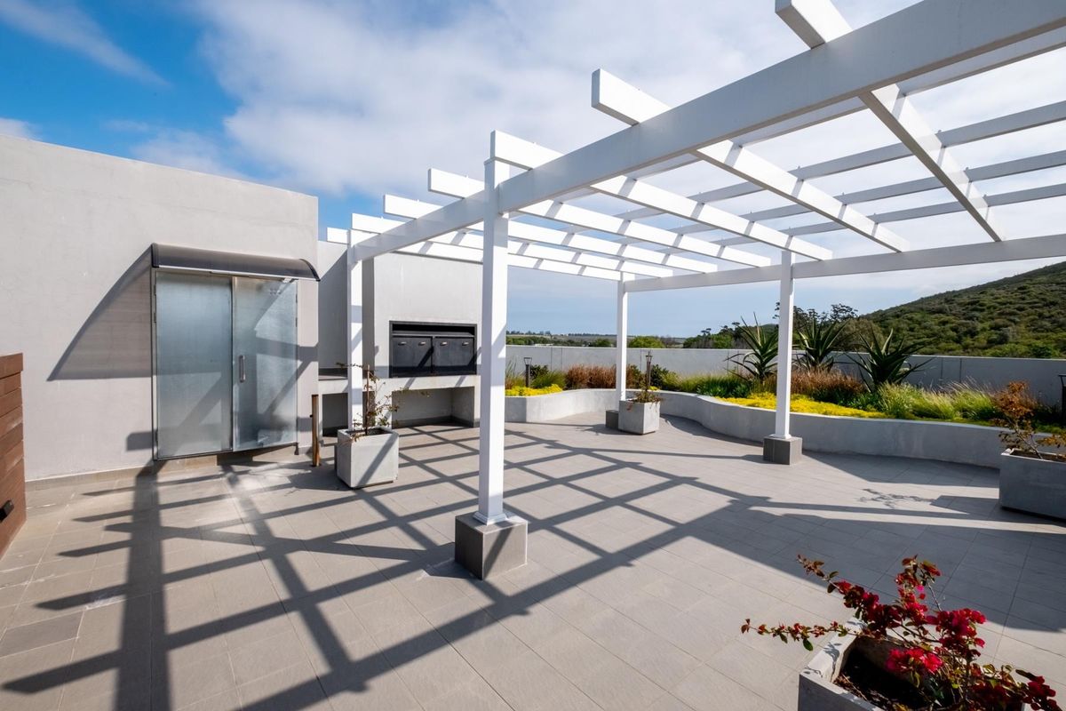 Short Term Rental - 3 Months - Photo 4