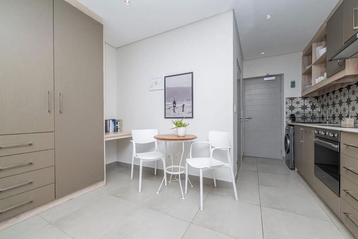 Short Term Rental - 3 Months - Photo 2