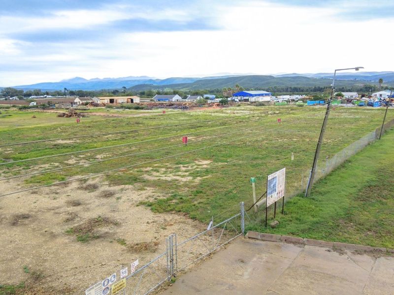 3 ADJOINING VACANT ERVEN IN UITENHAGE INDUSTRIAL - Photo 2