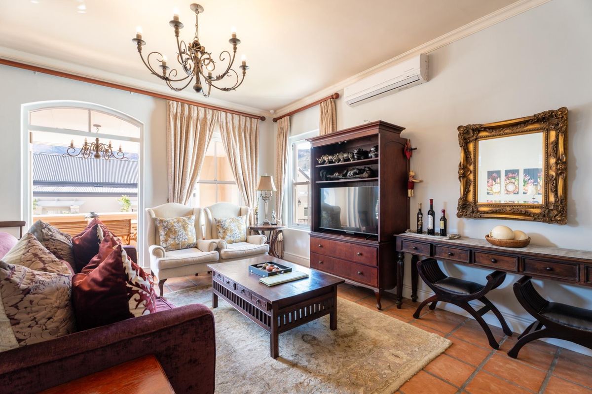 Stylish living in the Winelands at L'Ermitage Chateau and Villas - Photo 4