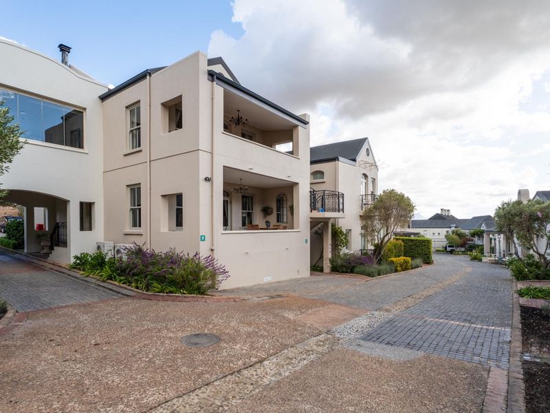 Stylish living in the Winelands at L'Ermitage Chateau and Villas - Photo 2