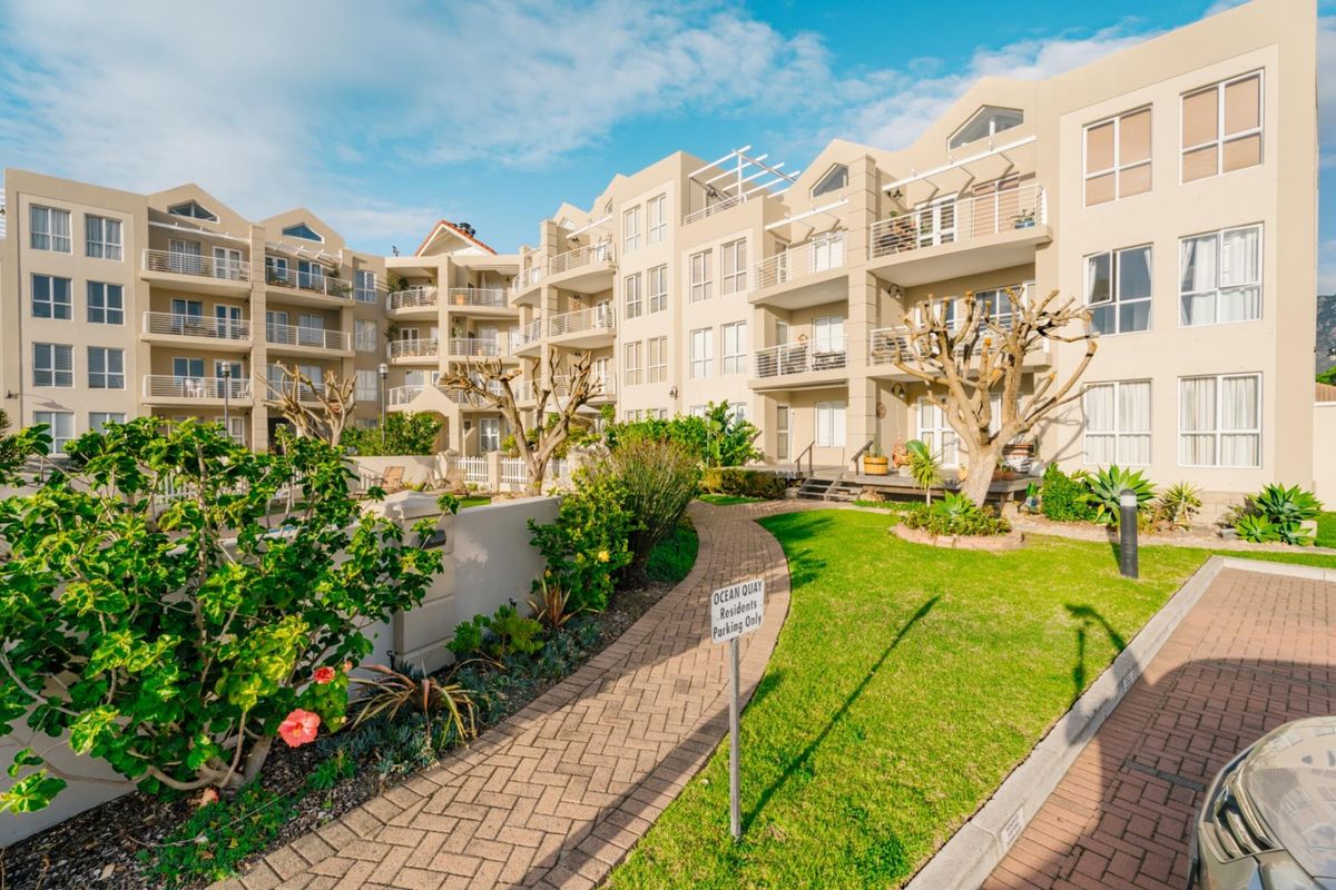 Modern North-Facing Apartment with True Island Living in Harbour Island - Photo 3