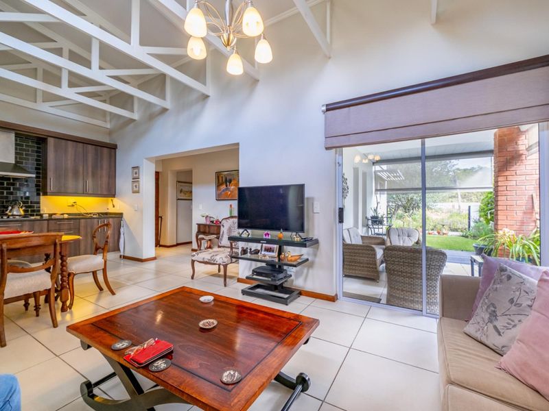 Stunning 3 Bed Retirement home with Solar Power on the Wetlands - Photo 5
