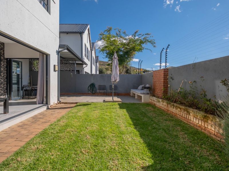 Townhouse Under Offer in Pinehaven Krugersdorp - Photo 10