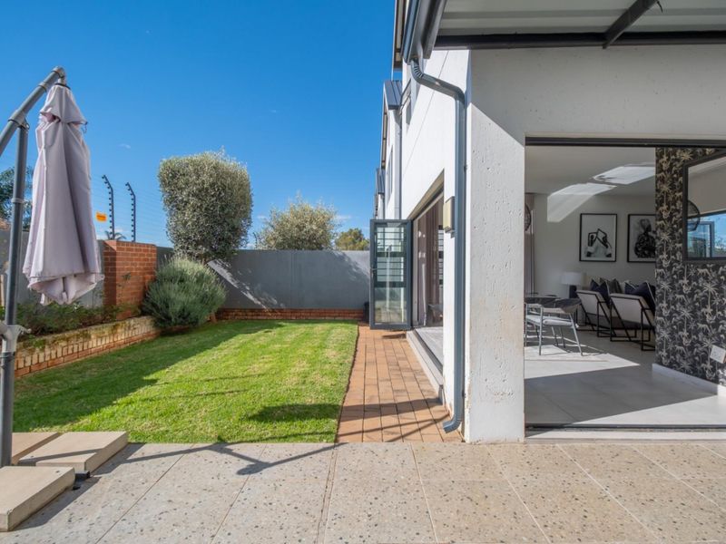 Townhouse Under Offer in Pinehaven Krugersdorp - Photo 8