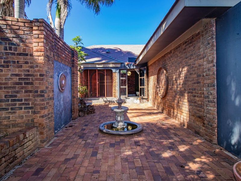 Versatile Property with Exceptional Office and Investment Potential - Photo 10