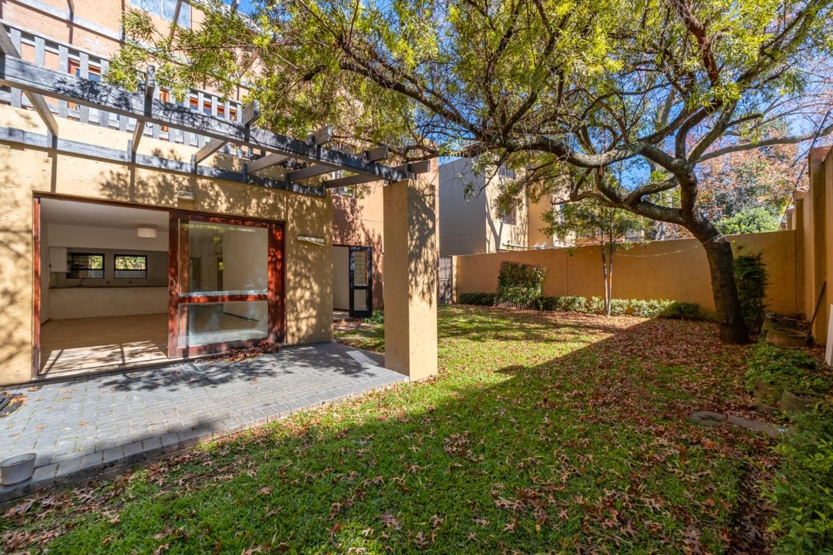 Sunny Garden Retreat in the Heart of Lonehill - Photo 2