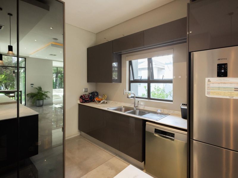 Architectural Family Home with Privacy, Automation and Style - Photo 10