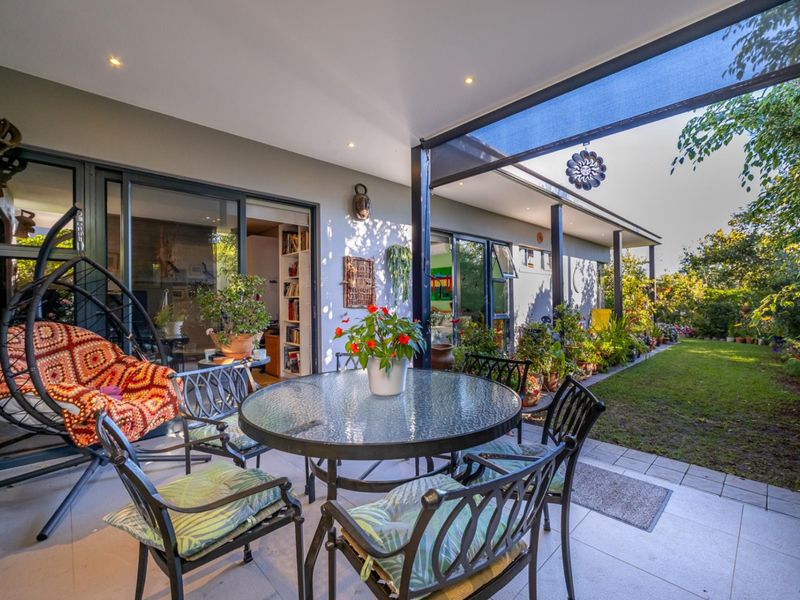 Elegant Single Storey 3 Bedroom Residence in Steyn City - Photo 4