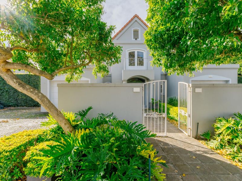 North Facing Beauty on a Large Plot - Photo 6