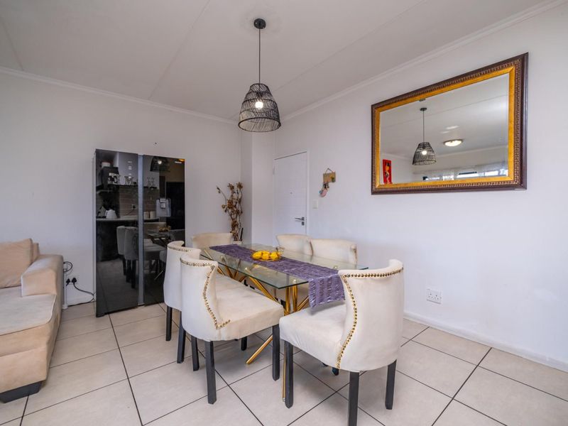 3 Bedroom Apartment in Amsterdam Lifestyle Estate - Photo 10