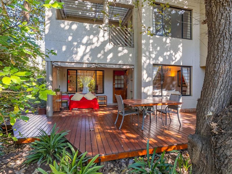 Oasis Garden in Bryanston - Photo 1