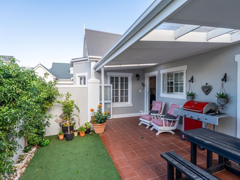 House Under Offer in Greenways Golf Estate Strand - Photo 5