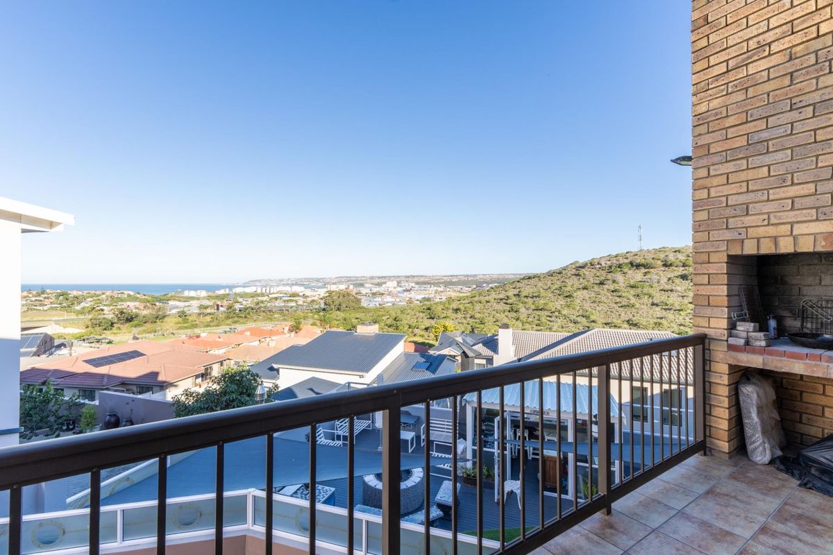 Modern Double Volume Duette with Sea Views in Seemeeupark - Photo 2